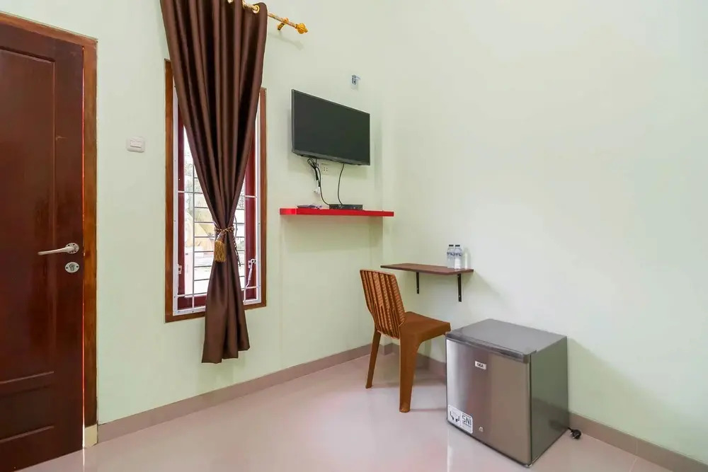 RedDoorz Syariah Near RSUD Dr HM Rabain Muara Enim