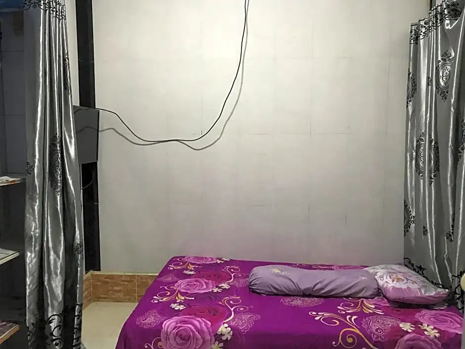 Wisma MVA Ciparigi Indah Mitra RedDoorz