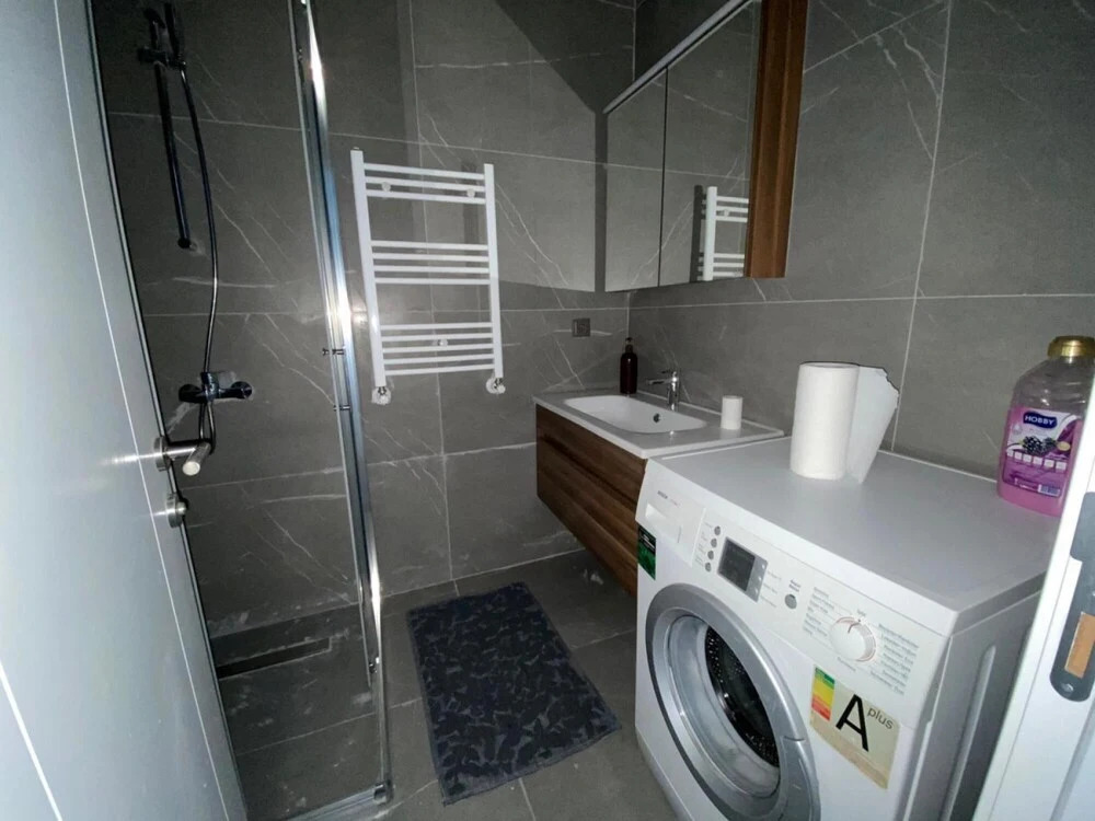 Comfy Flat With Central Location in Fikirtepe