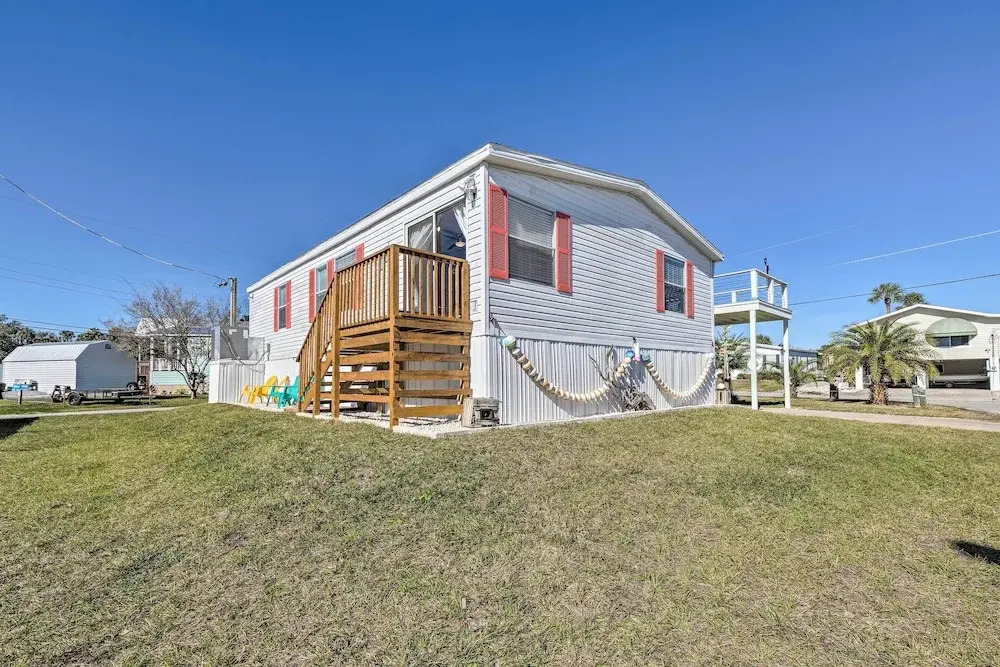 Homosassa River Home w/ Private Boat Ramp & Kayaks