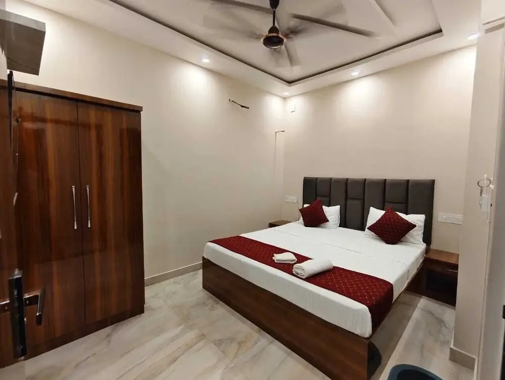 Shree Hari Niwas P Guest House