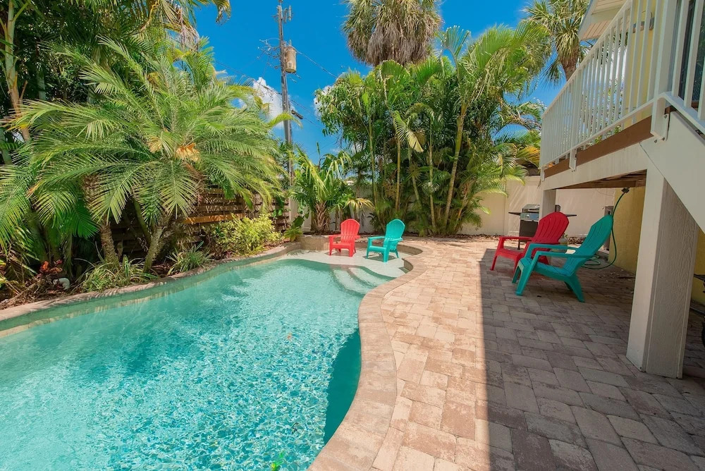 Hawaiian Tide Apartment 3