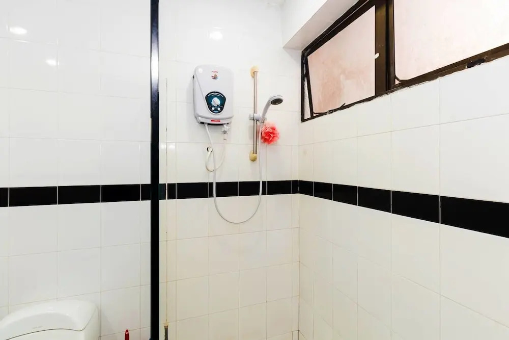Cozy and Elegant Shahzan Court