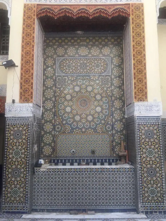 Dar El Karaweiene