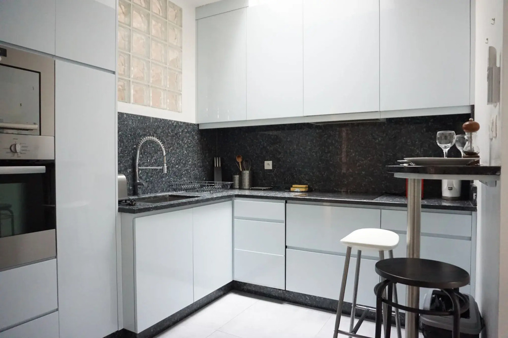 Porte Dauphine - 3 pièces - 90 m² - Paris 16