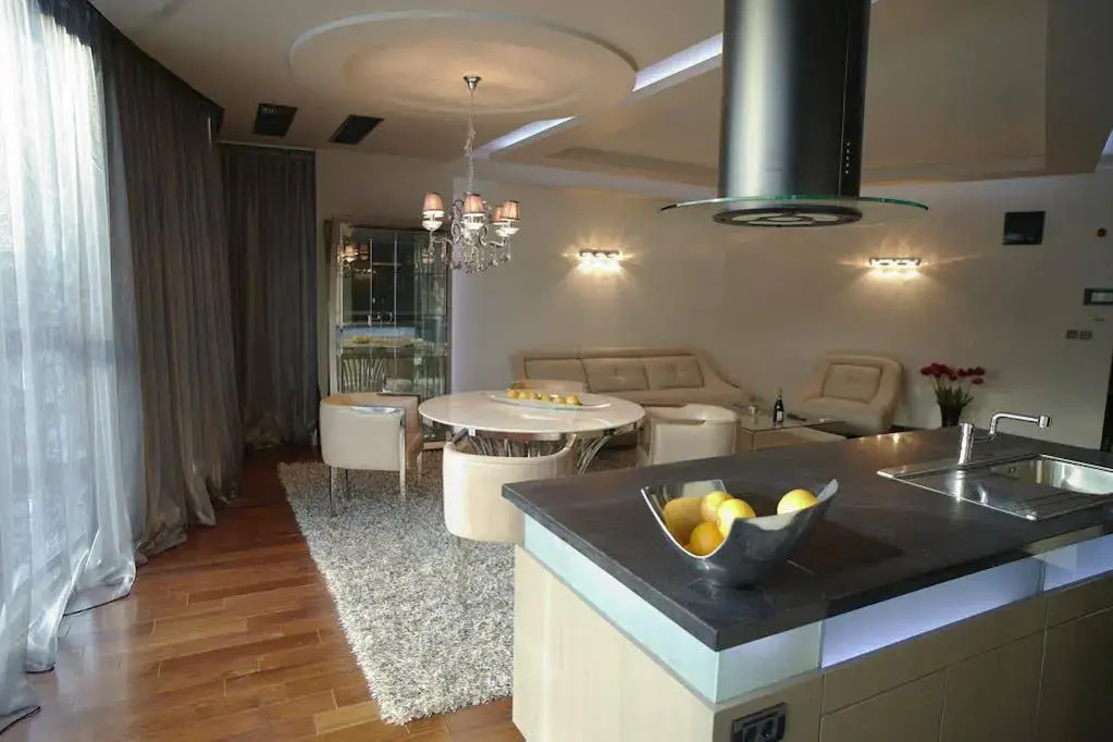 Emirates Apart Residence