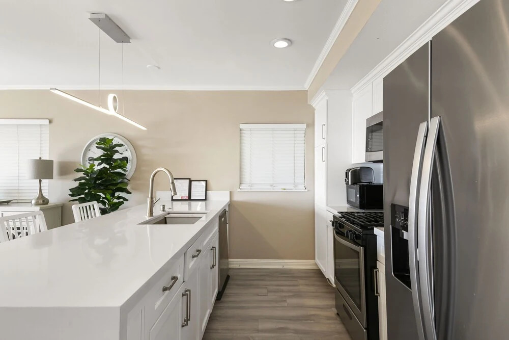 Lower Beach Front Escape Unit A