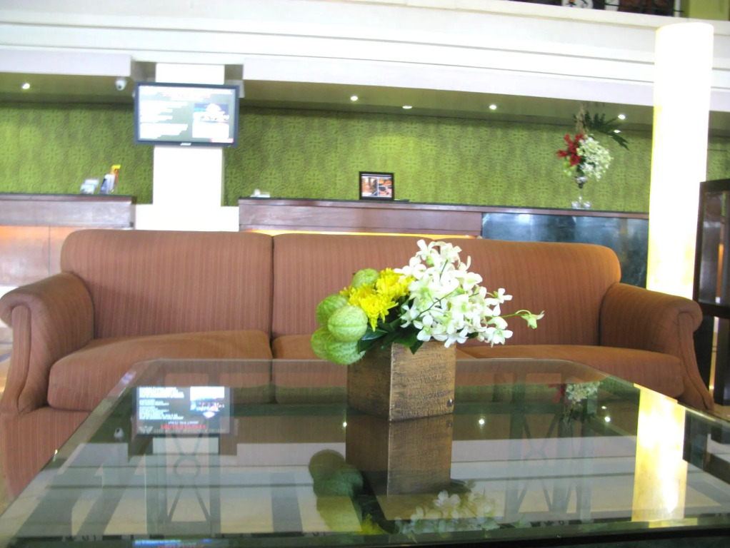 The Royal Mandaya Hotel