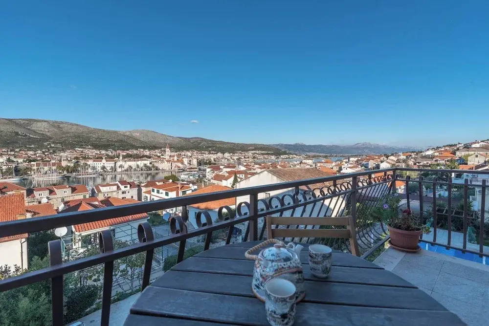 Stunning View Suite With Balcony