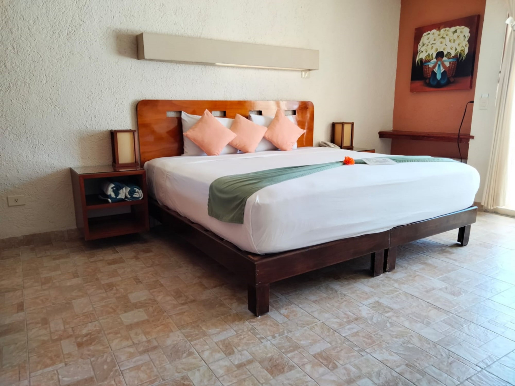 Luciana Hotel & Beach Club