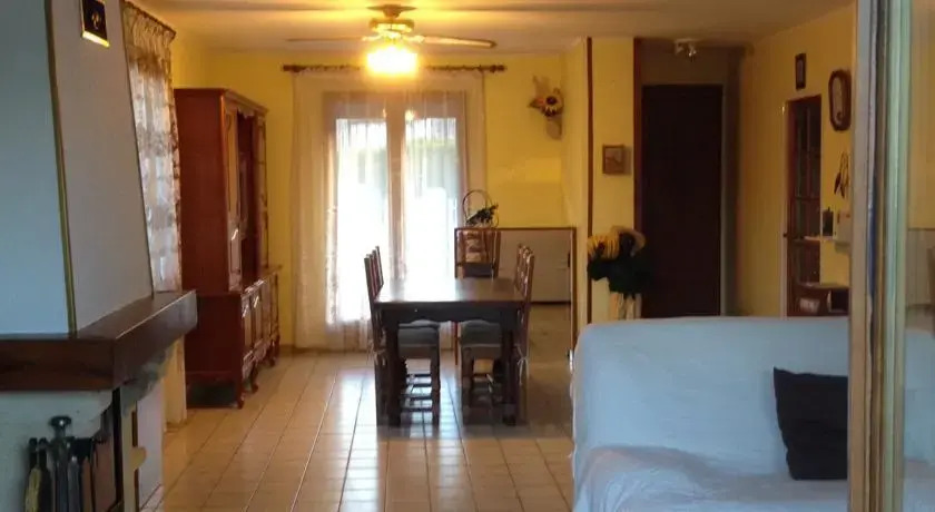 Maison Ares