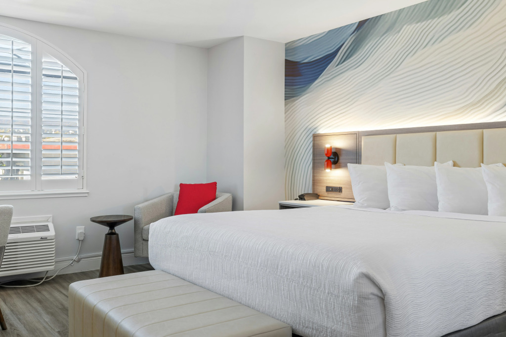 Hotel Skye SFO