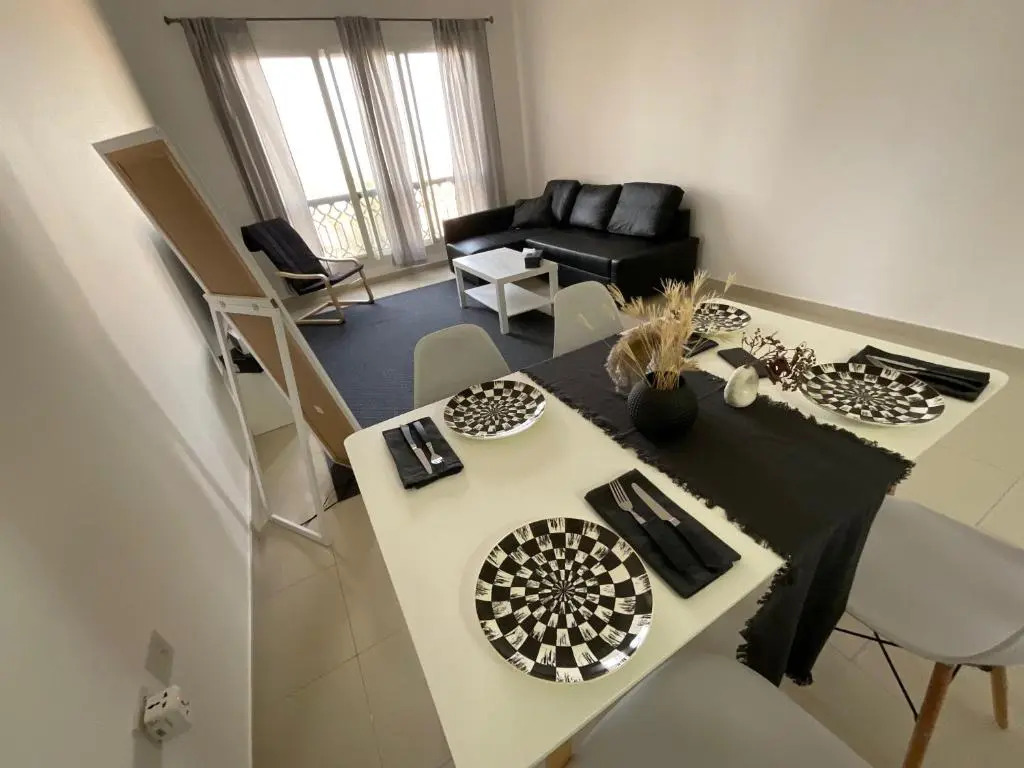 Amazing 1 Bedroom Apartment Next To The Beach