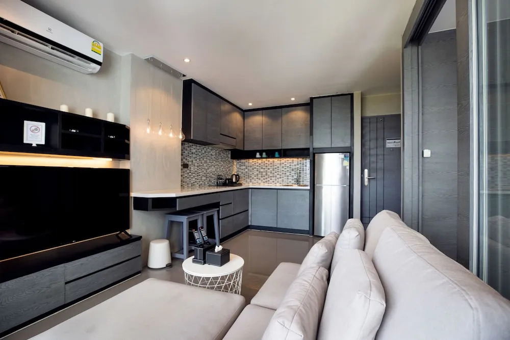 Chic Suite B704 at Citygate Kamala