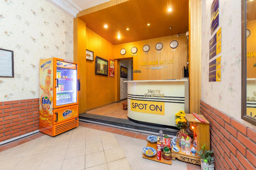 SPOT ON 820 My Lan Hotel
