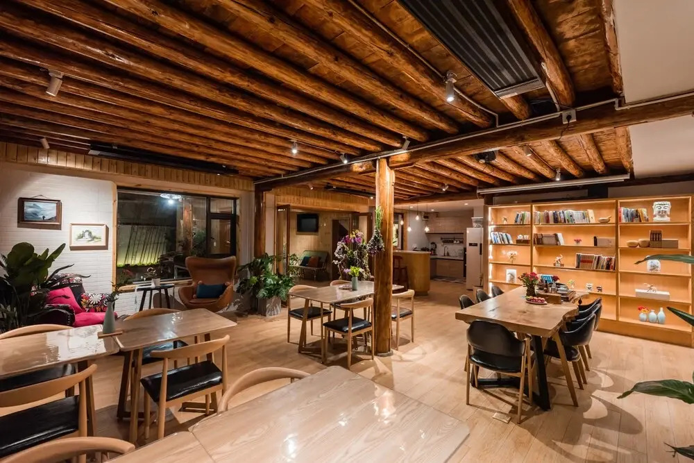 Dali Orchard Suites