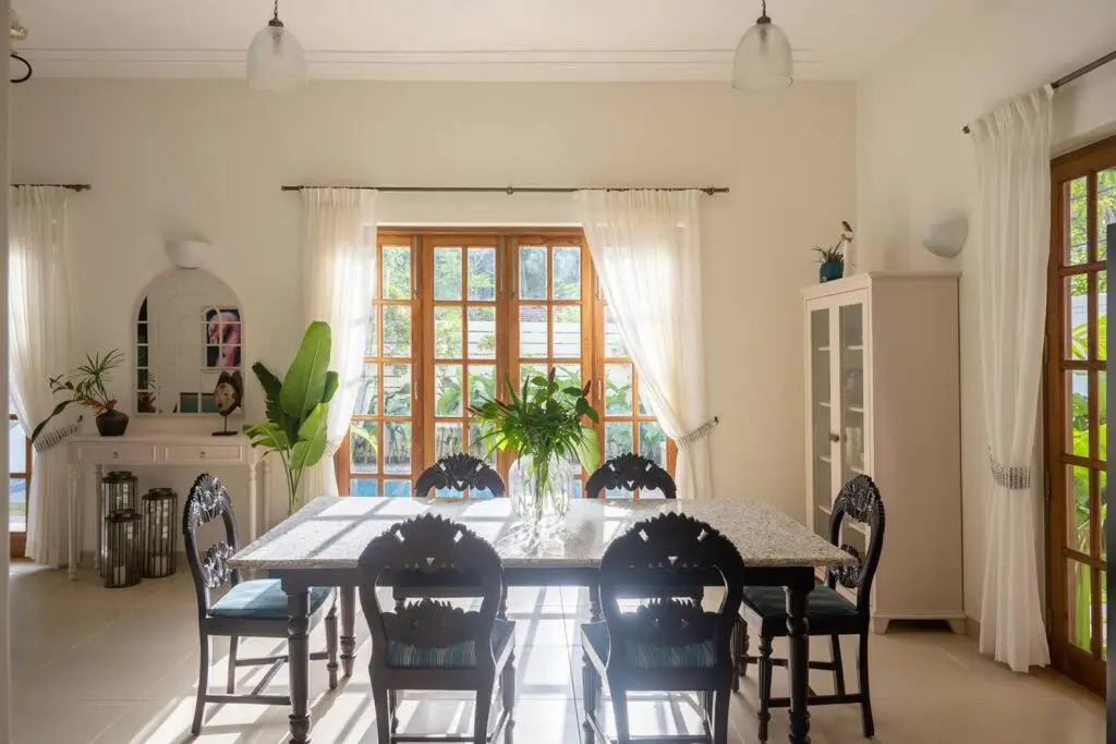 ELIVAAS 3 BHK with Pvt Pool - Panache