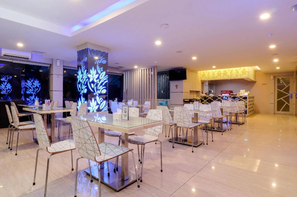 Lovina Inn Hotel Batam