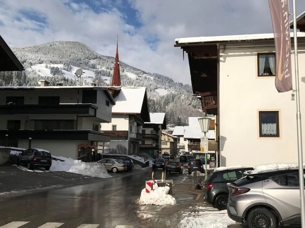 Apartment in Fugen Near Spieljochbahn
