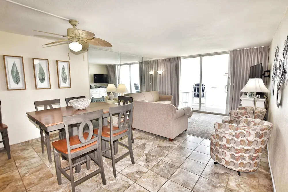 1011 Waters Edge Resort 2 Bedroom Condo by RedAwning