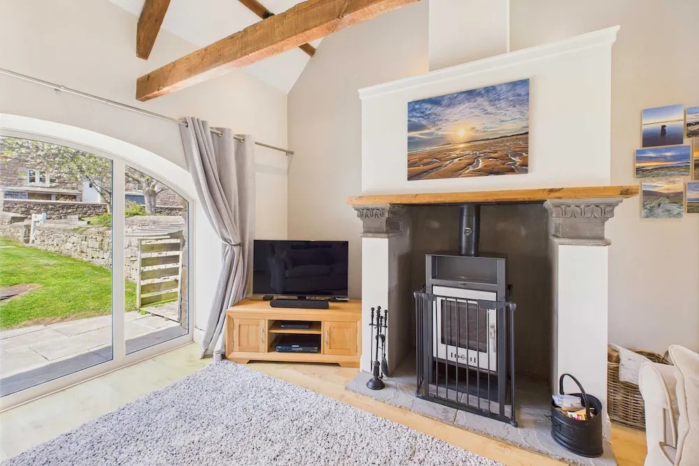 Host Stay Blue Barn