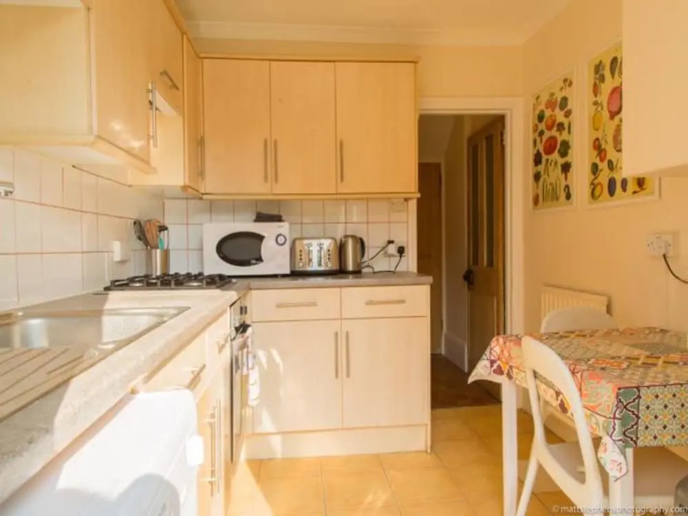 Classic Victorian House Sleeps 8 in East Brighton