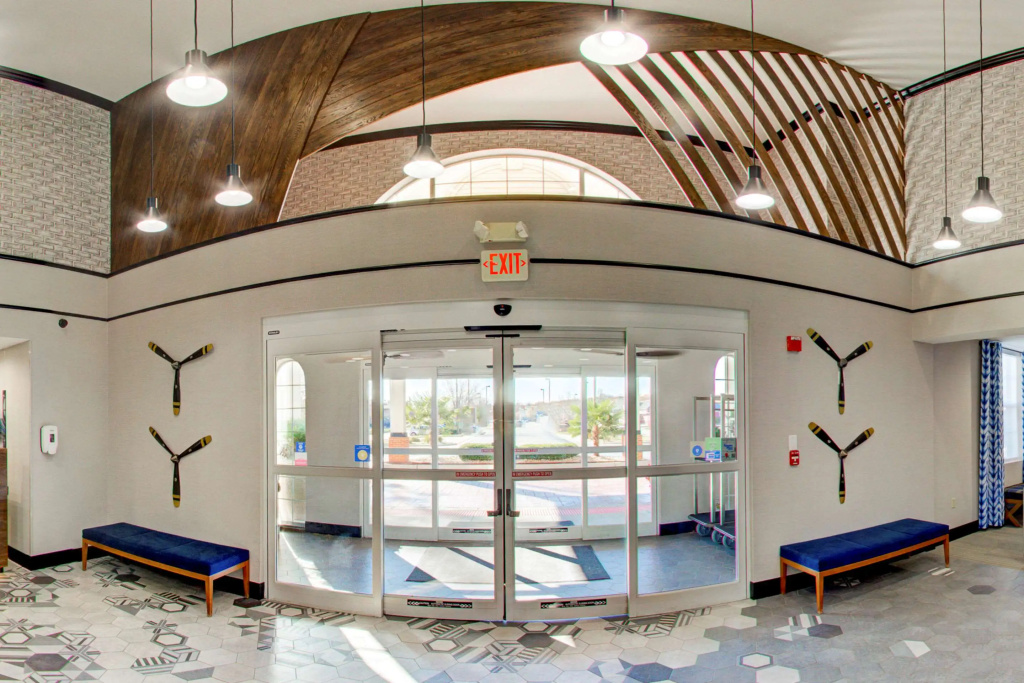 Comfort Suites Newport News Airport