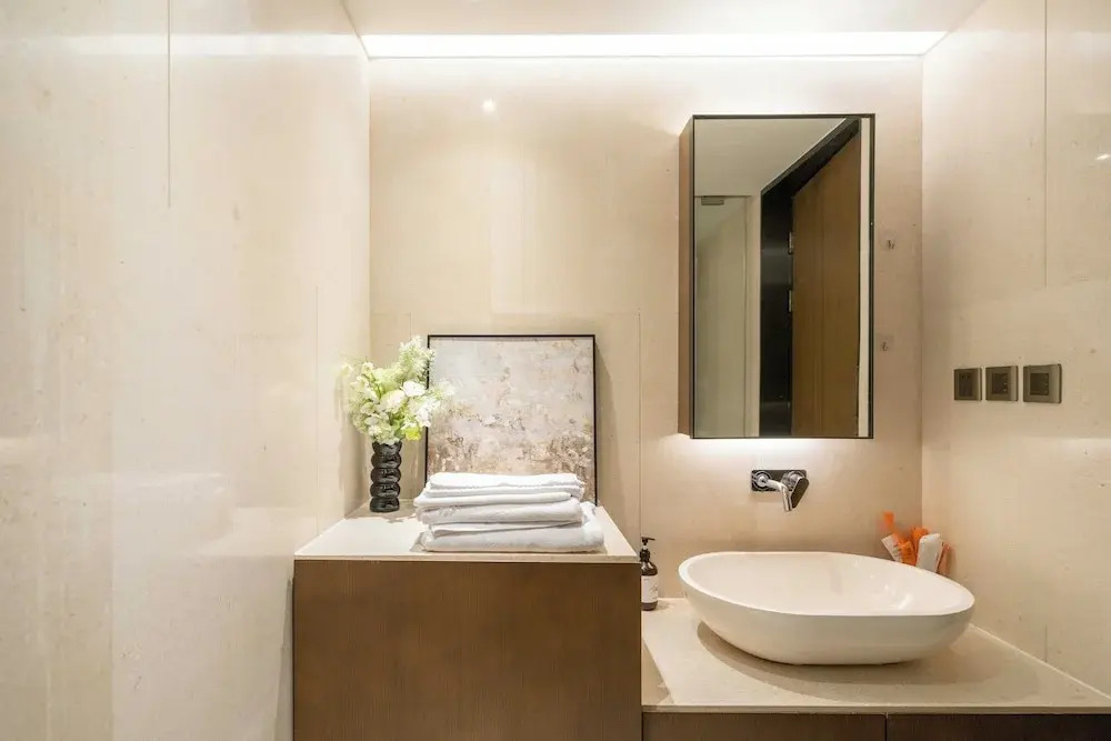 Zhome-Three Bedroom Luxury Suite2