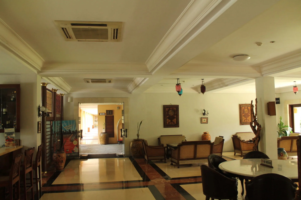 Laras Asri Resort & Spa