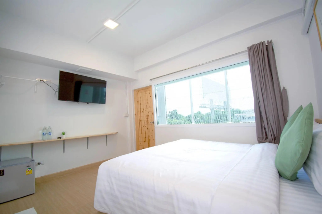 Tukteaw Hostel