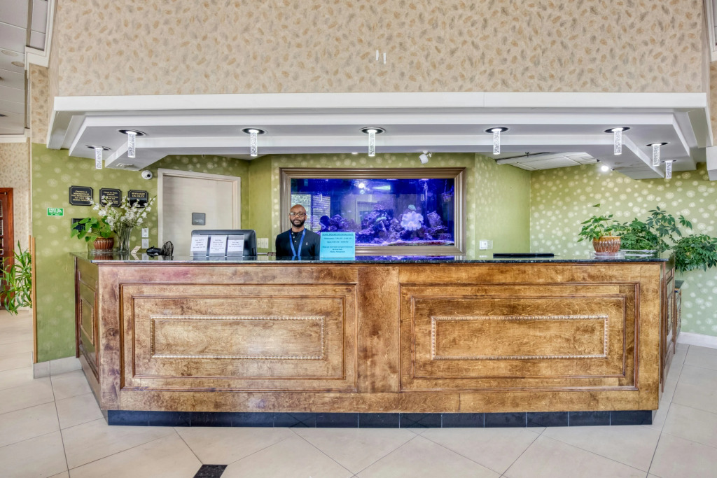 Gardentree Hotels Memphis East near I 40