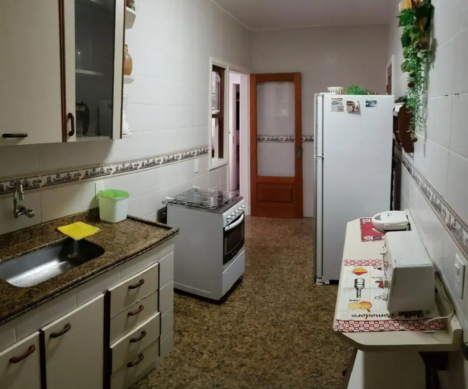 Amplo Apartamento - 98M da praia do forte - Pertinho de tudo!