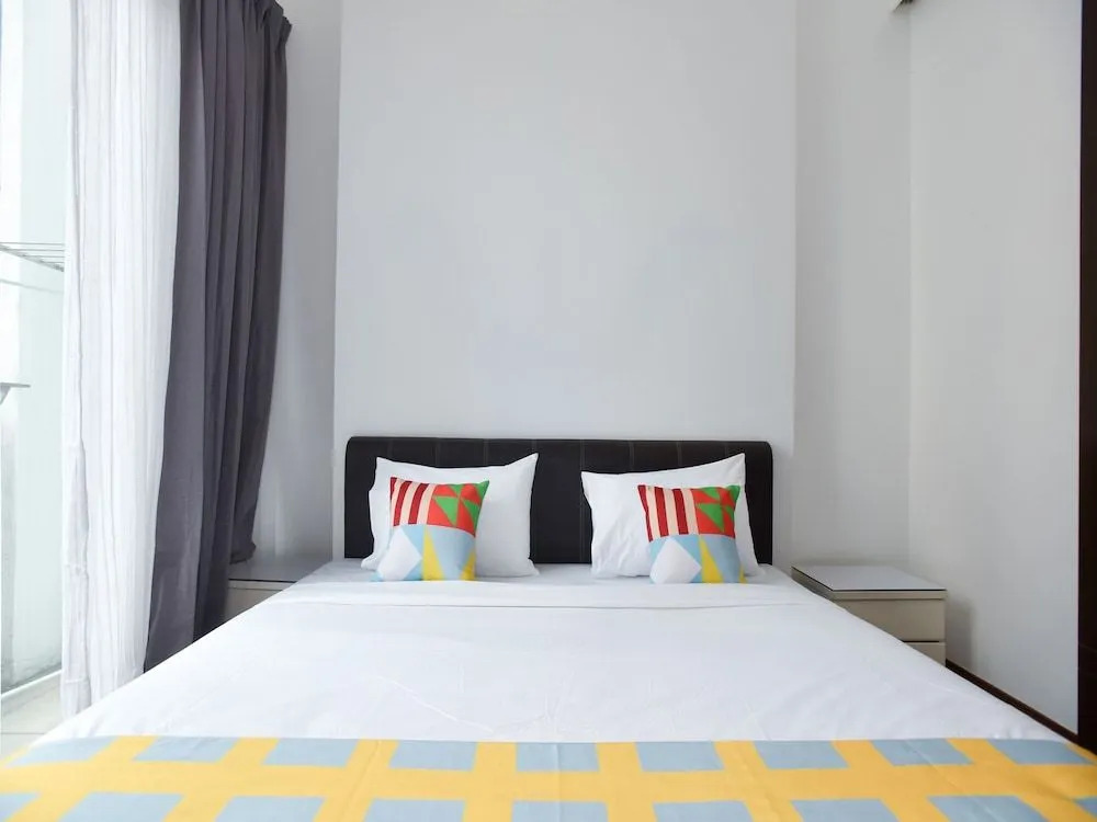 OYO Home 968 Homely 1BR Taragon Puteri