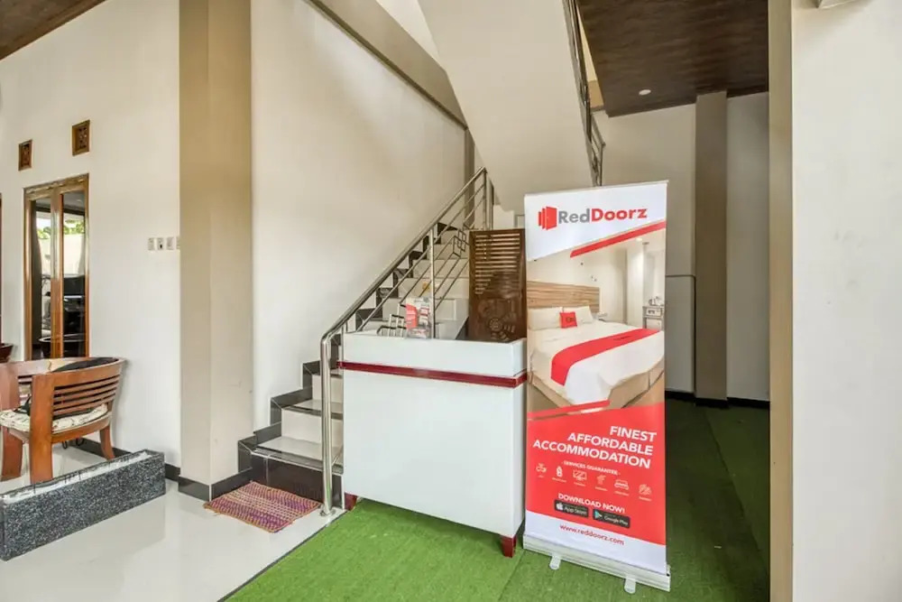 RedDoorz Syariah near Bandara Adisucipto Yogyakarta