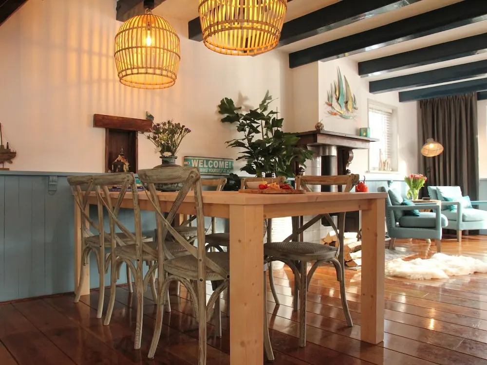 Holiday Home in Hindeloopen by Lake