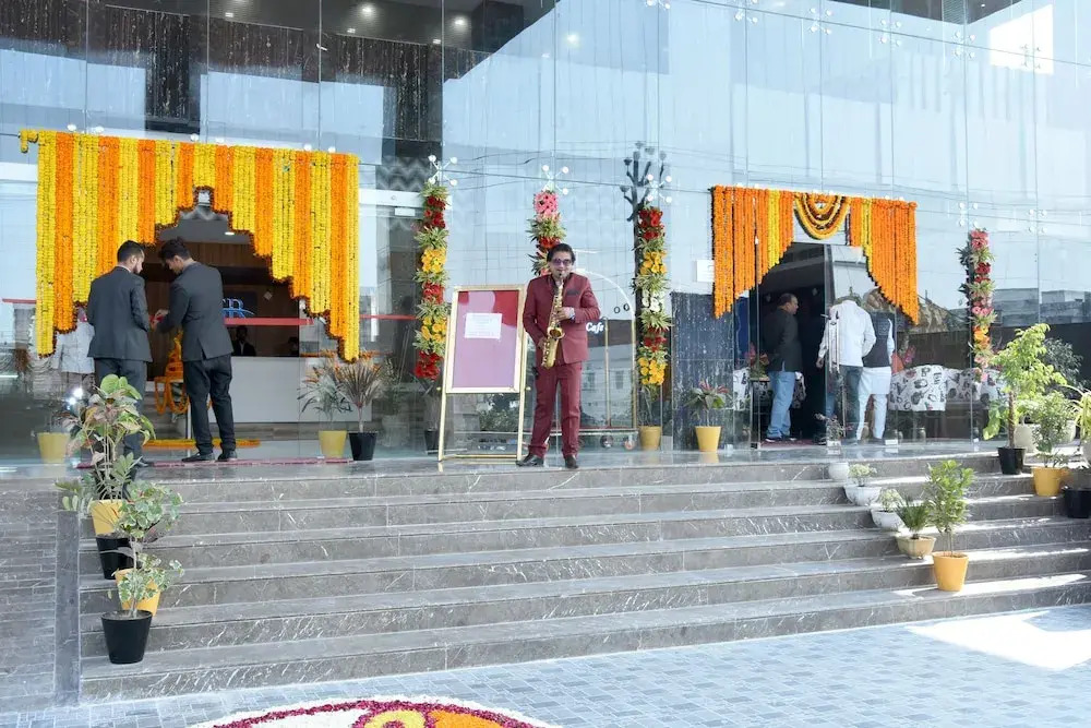 Hotel Grand SR