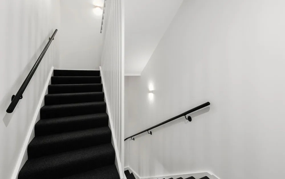 Redhill Cairns Living - Martyn St