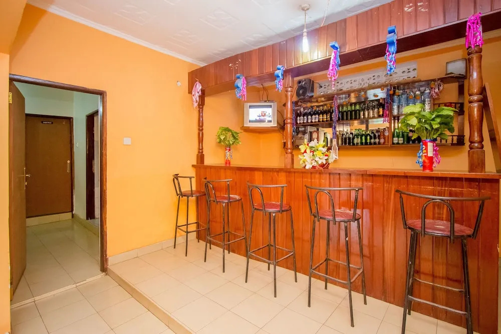 Muhabura Motel
