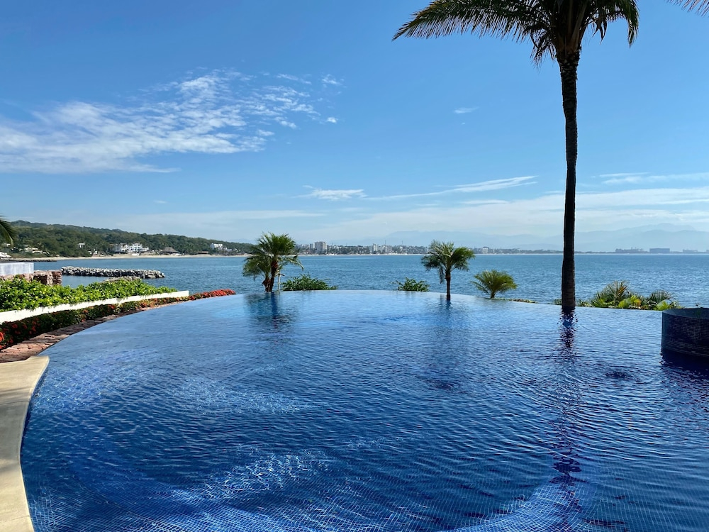 Cabo 2-Punta Esmeralda