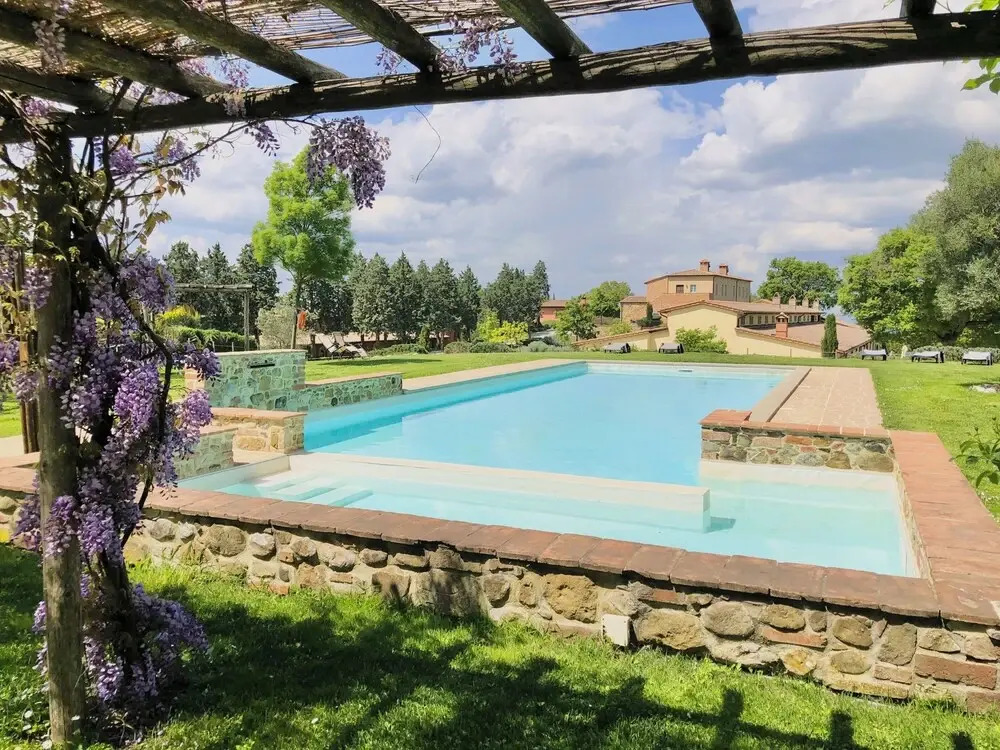 Luxury resort in the Tuscan countryside