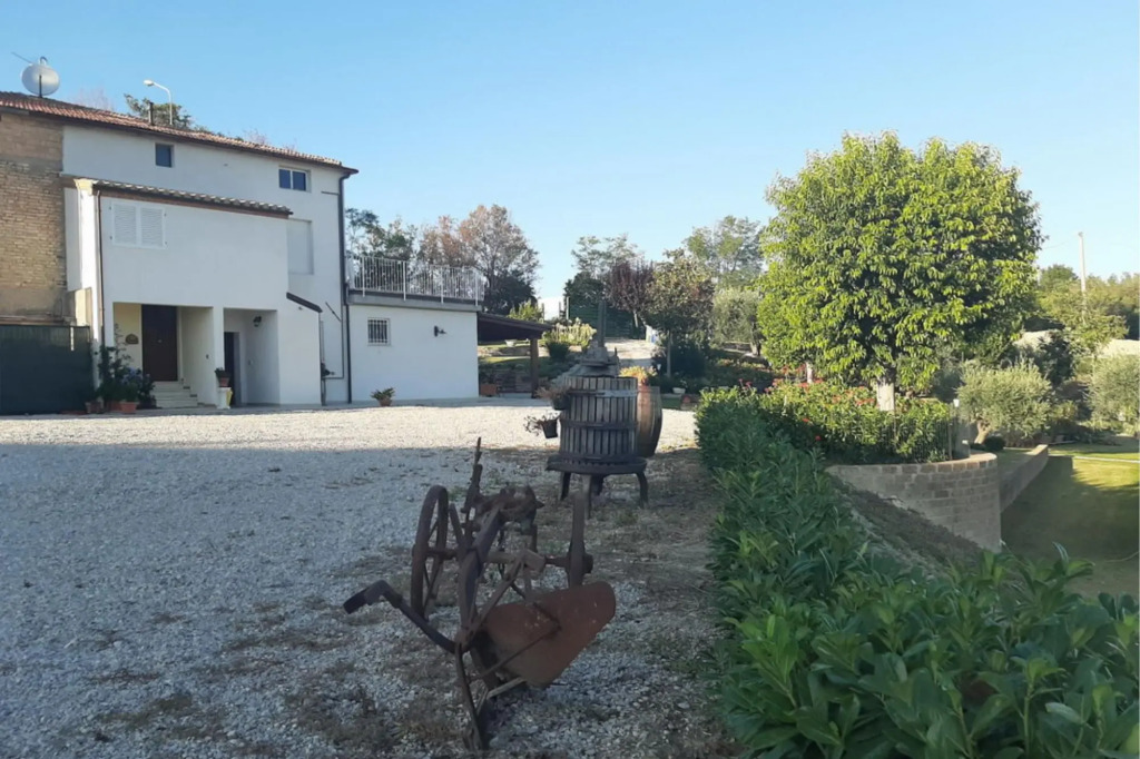 Villa with stunning views and private pool-Villa Matilde