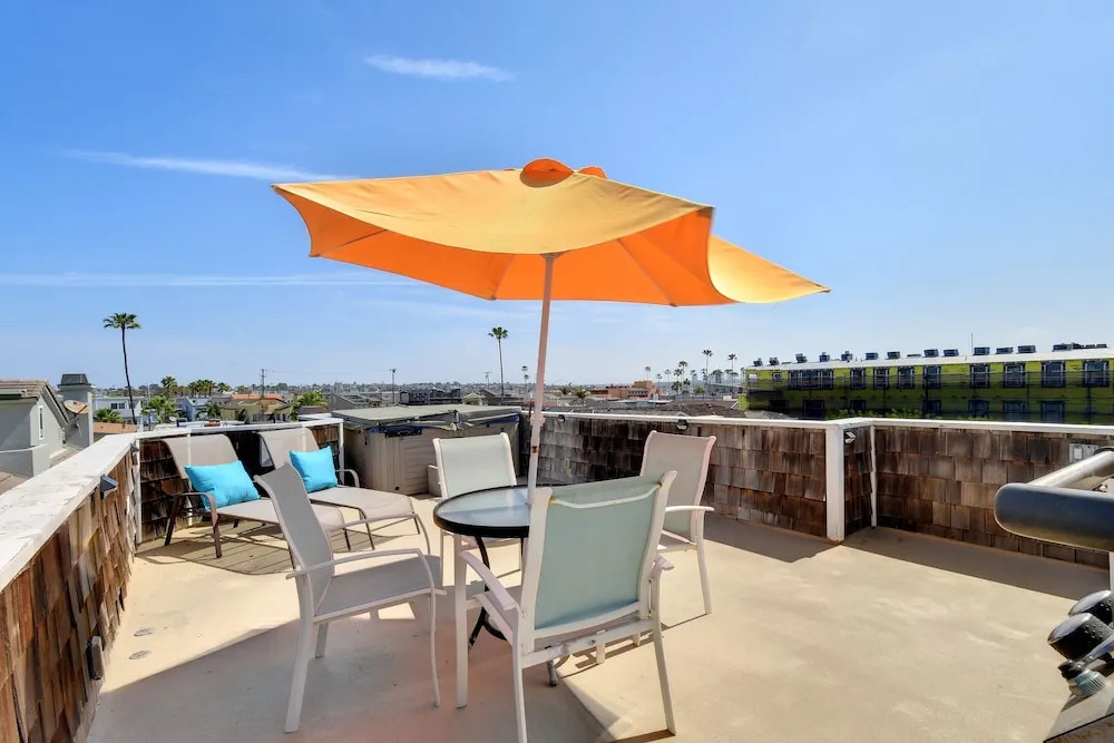 1904 W Ocean Front Grec 3 Bedroom Home