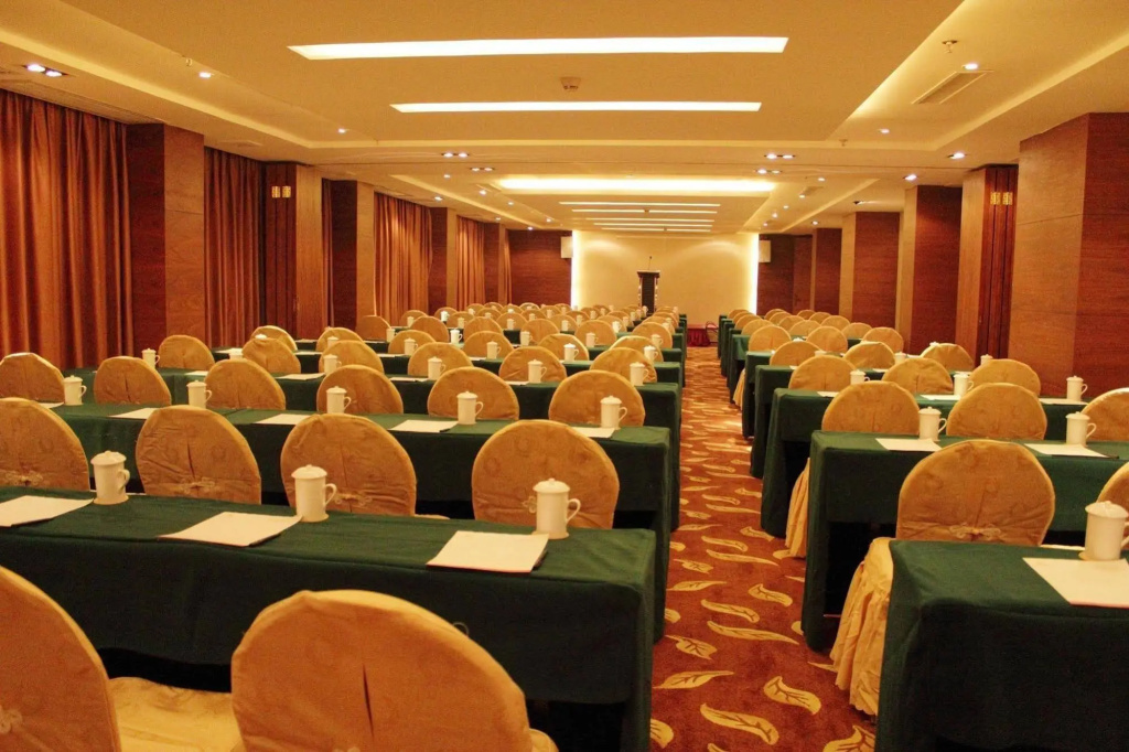 HL Garden Holiday Hotel