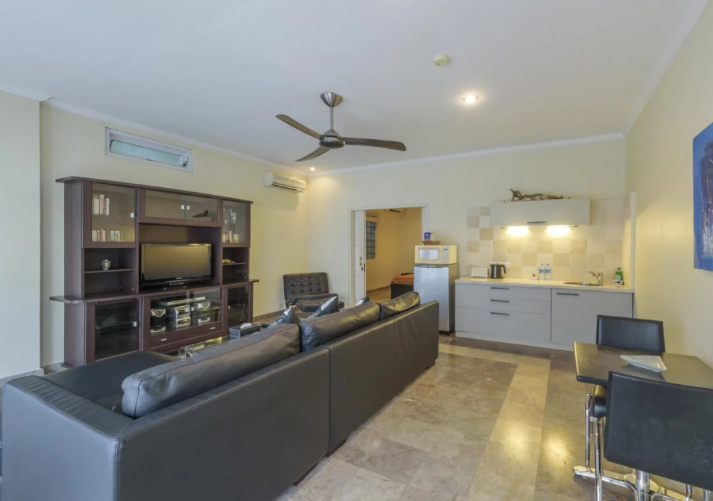 Bali Court Hotel & Apartment