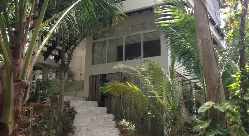 Crystal Bay Tropical Residence