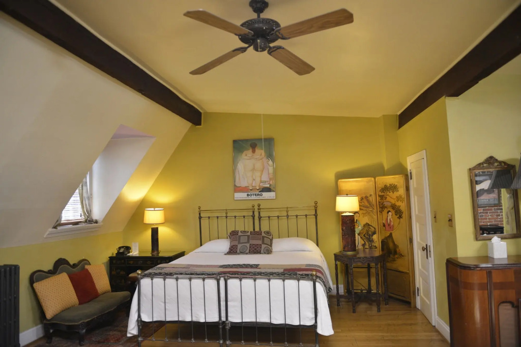 Hotel Tabard Inn
