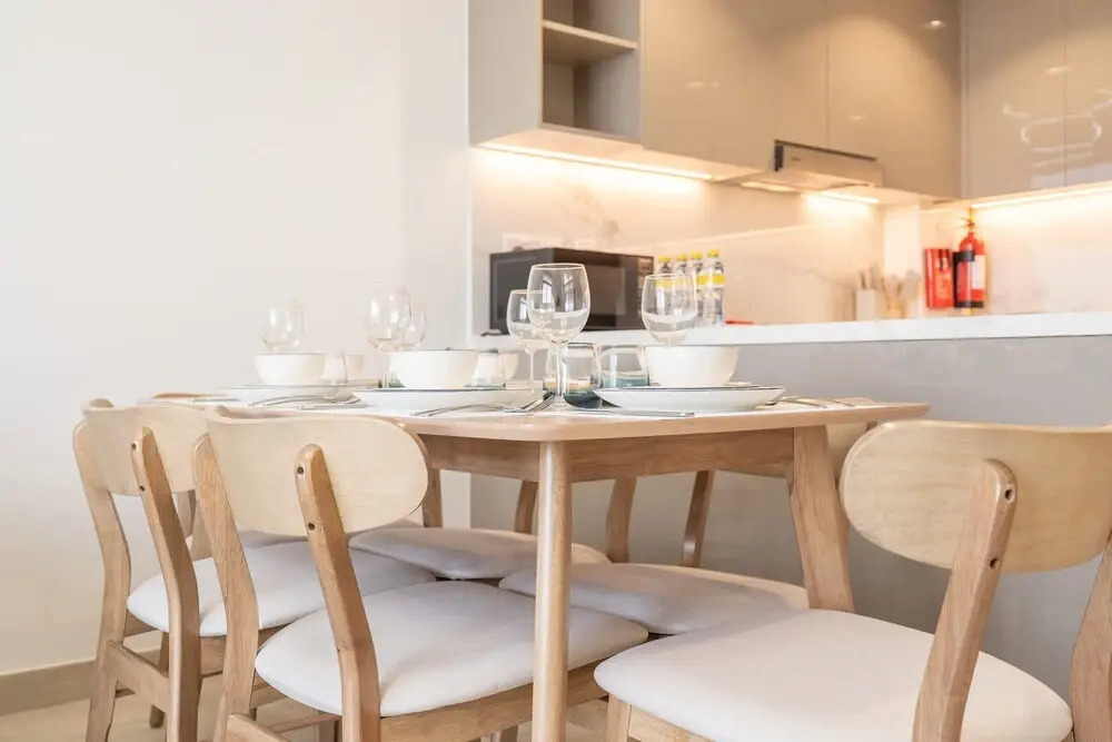 Modern and Peaceful 2 Bedroom in Amber by Azizi