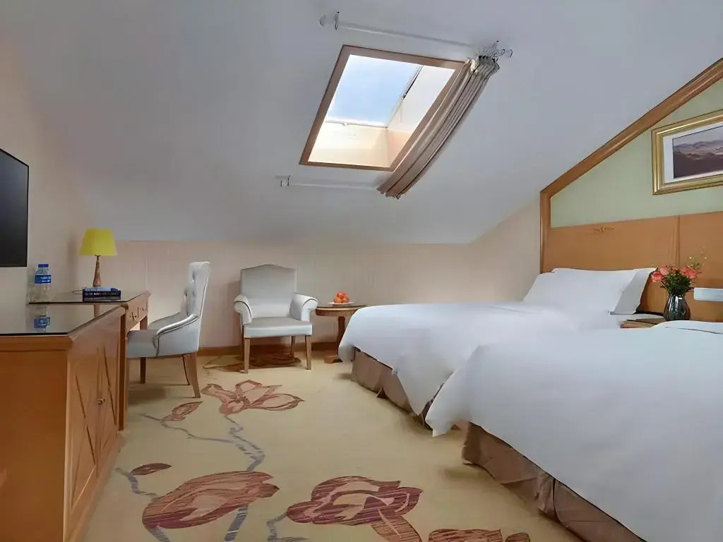 Vienna International Hotel Lijiang Yuxue Avenue
