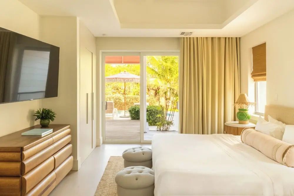 Private Pool Villa at Coral Sands - Steps to Pink Sand Beach & Resort Amenities