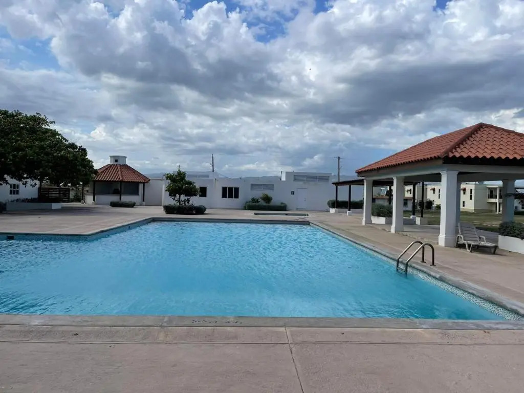 C-Vue Villa "Pool AC Gated SeaFront"